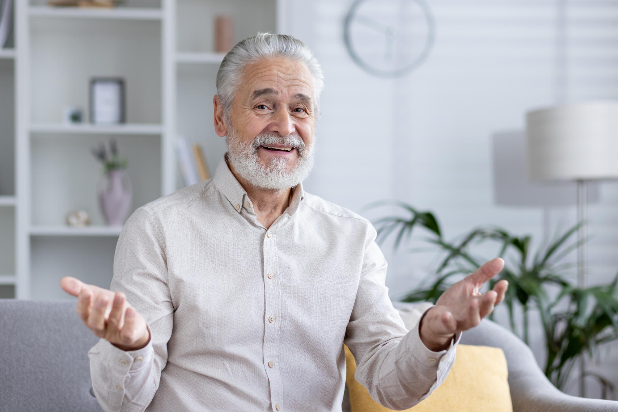 Addressing Word-Finding Difficulty in Seniors with Alzheimer's